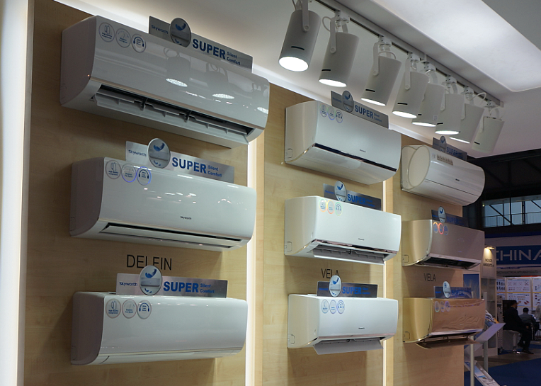 在本次mce展上亮相的创维空调产品,涵盖了从高端到中低端的nova(星耀)